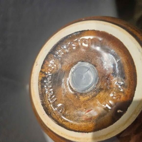 Ceramic Brown Glazed Salt and Pepper Shakers 4.5" Wood like 70s - Picture 6 of 8